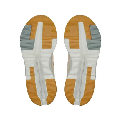 Cloudnova Form 2 Refined comfort shaped for the everyday