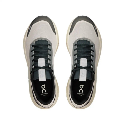 Cloudnova Form 2 Refined comfort shaped for the everyday
