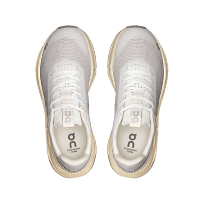 Cloudnova Form 2 Refined comfort shaped for the everyday